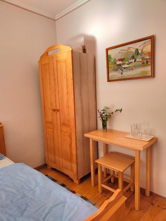 Ethno&Coffee House Tulip Bed & Breakfast Glozan Ngoại thất bức ảnh