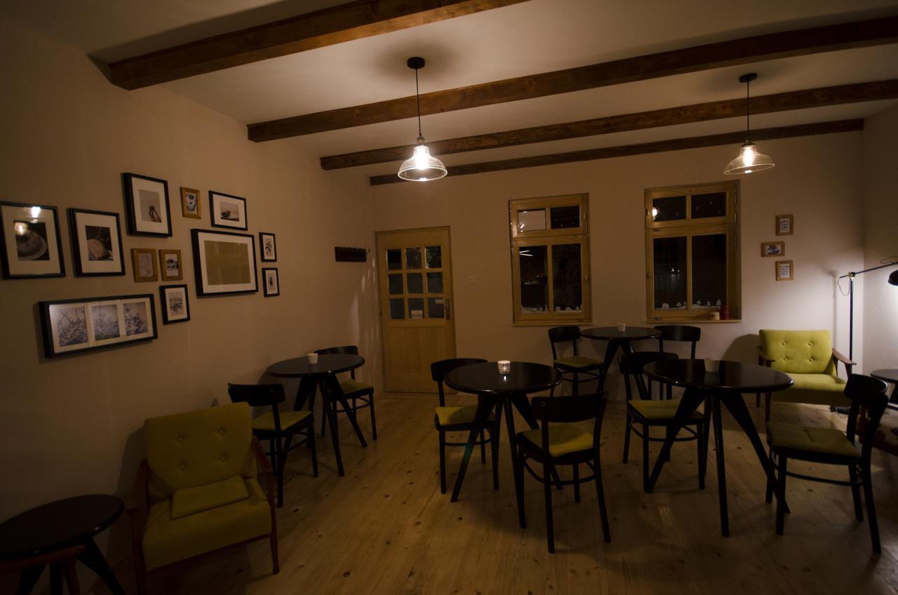 Ethno&Coffee House Tulip Bed & Breakfast Glozan Ngoại thất bức ảnh